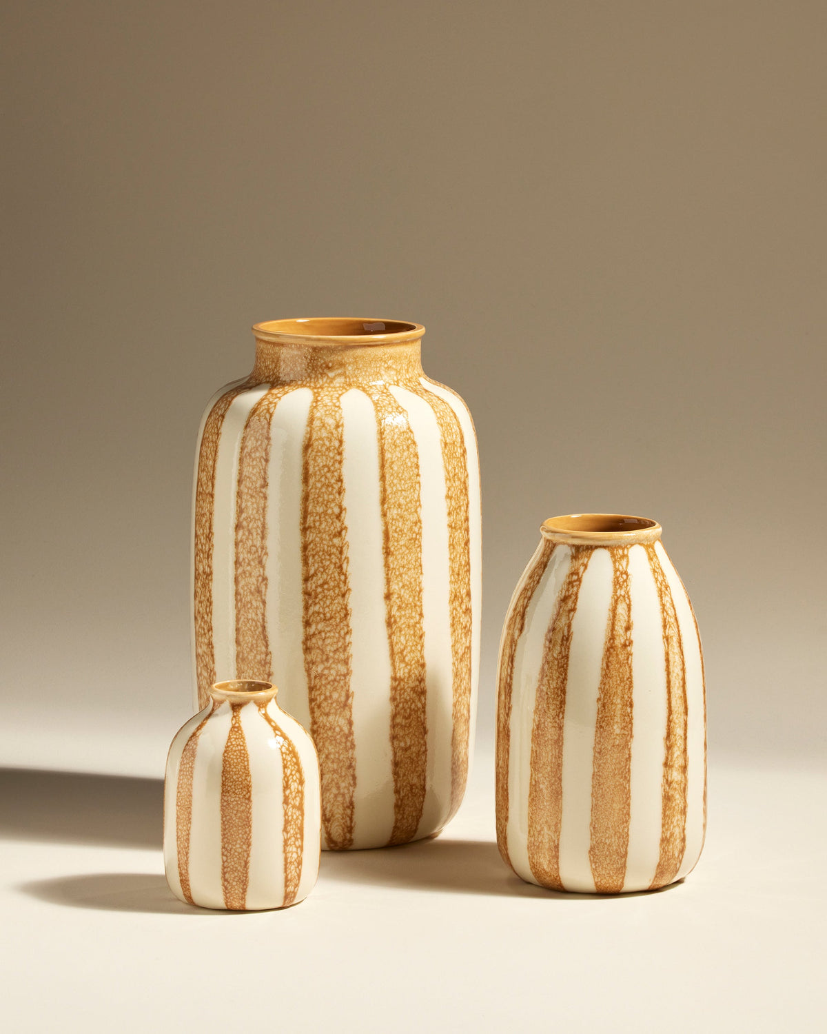Vase décoratif Taahys en céramique Ambre – 36 cm – vue 5
