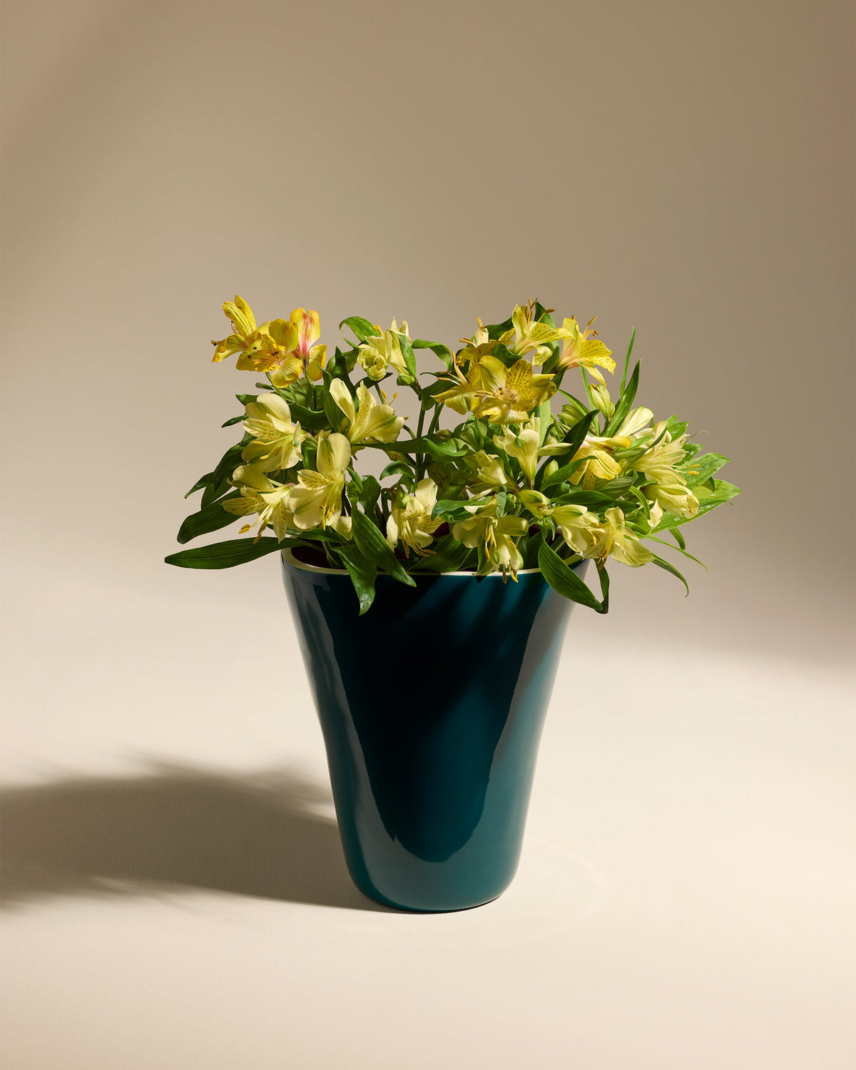 Vase décoratif Taahys en céramique Bleu/Chocolat – 26,5 cm – vue 4
