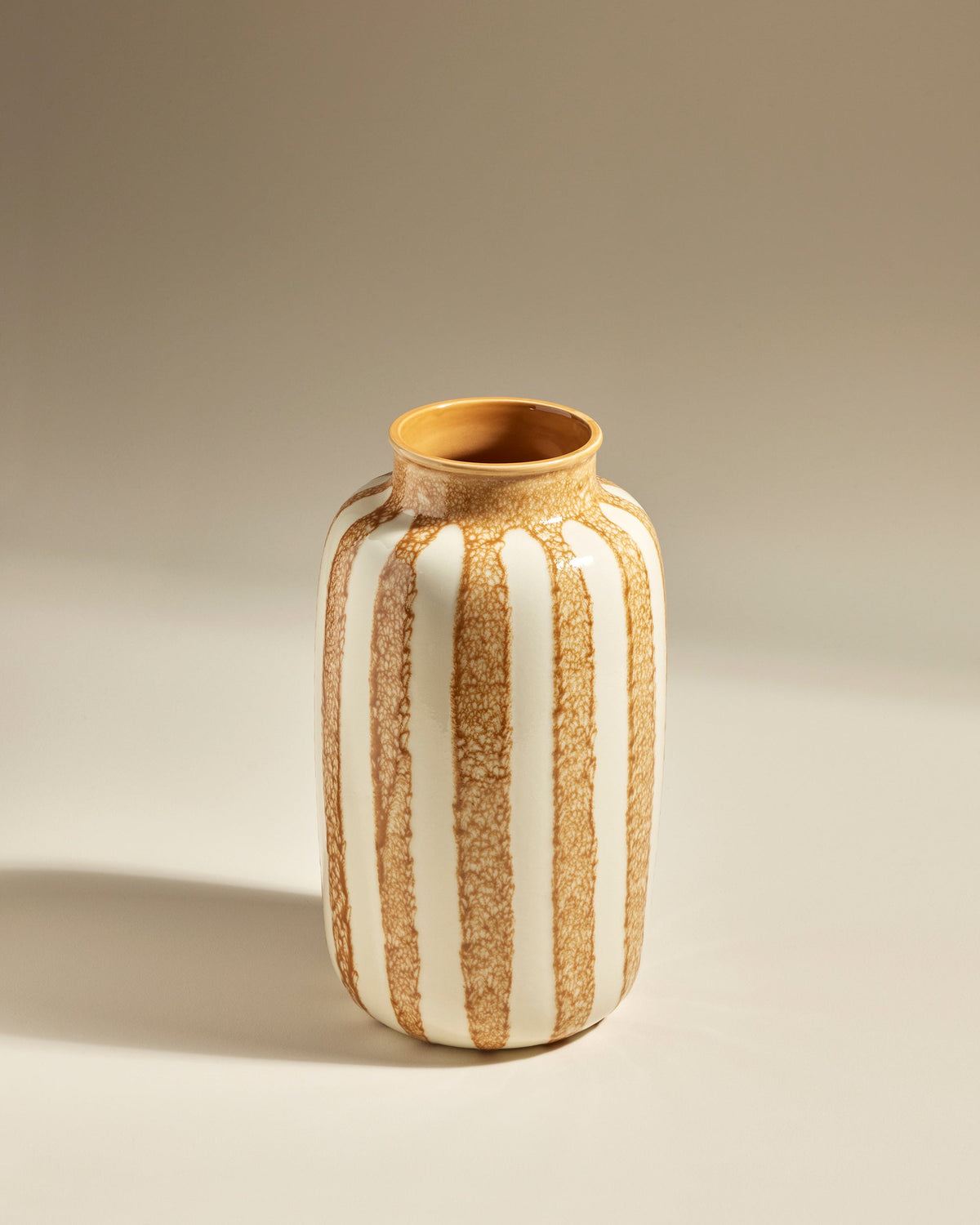 Vase décoratif Taahys en céramique Ambre – 36 cm – vue 3
